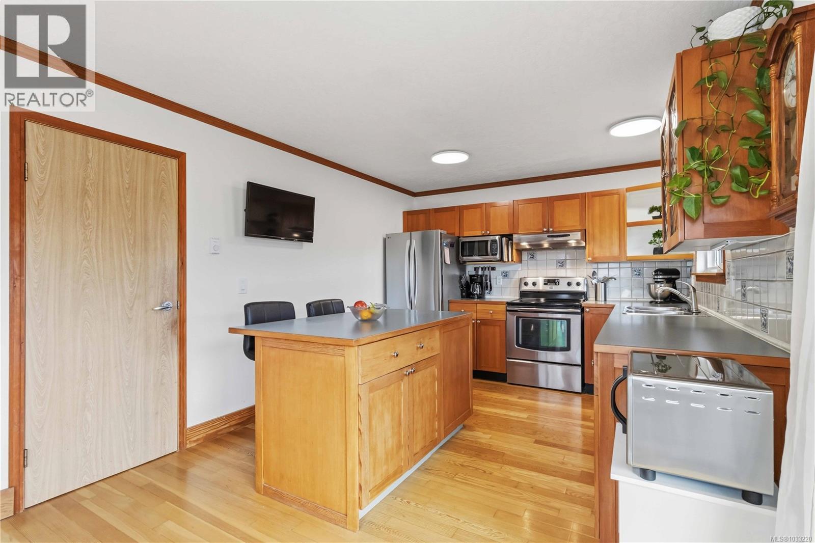 28 4125 Interurban Rd, Saanich, British Columbia  V8Z 4W8 - Photo 20 - 1033220