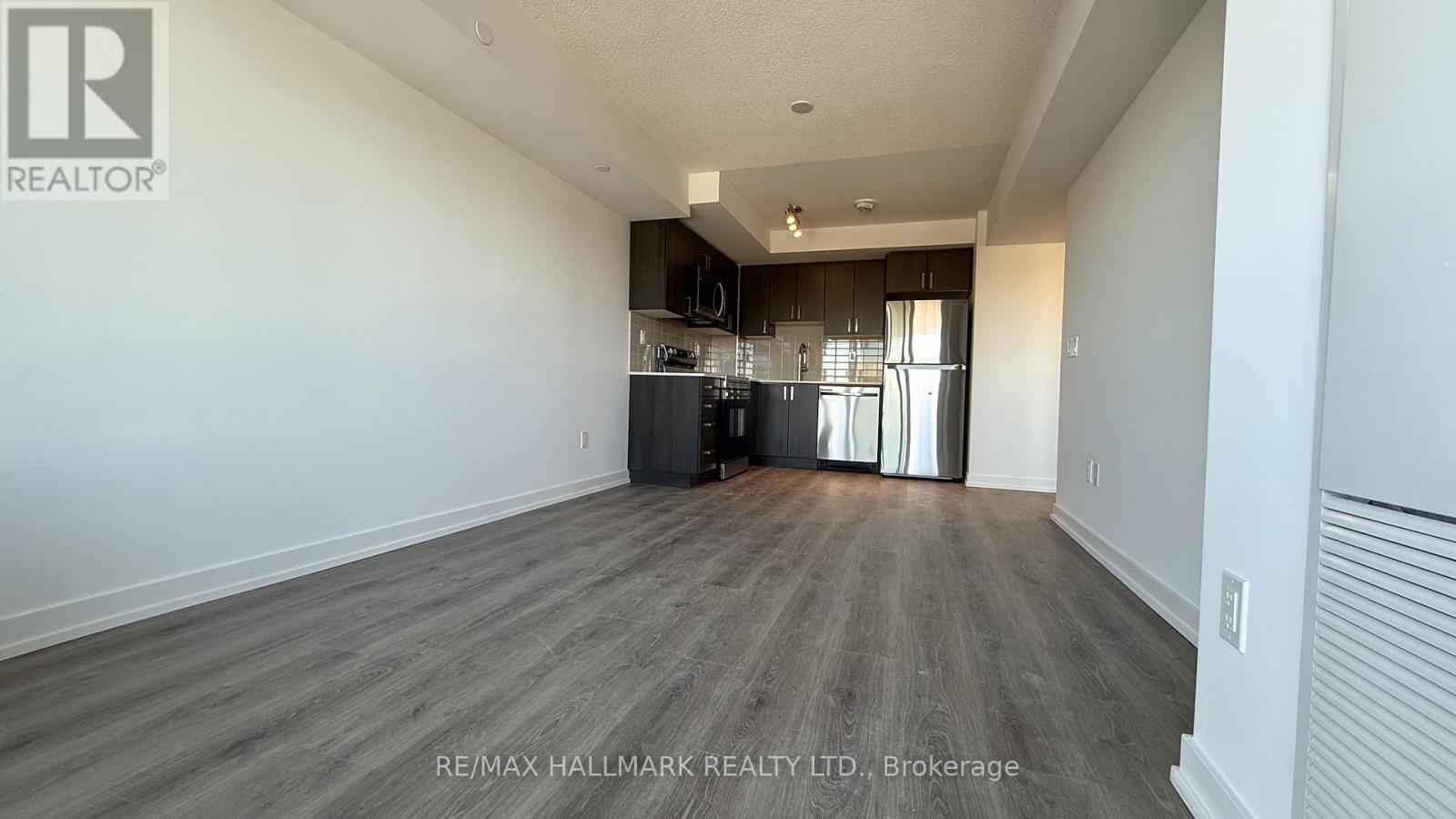 413 - 1435 Celebration Drive, Pickering, Ontario  L1W 0C4 - Photo 4 - E13034742