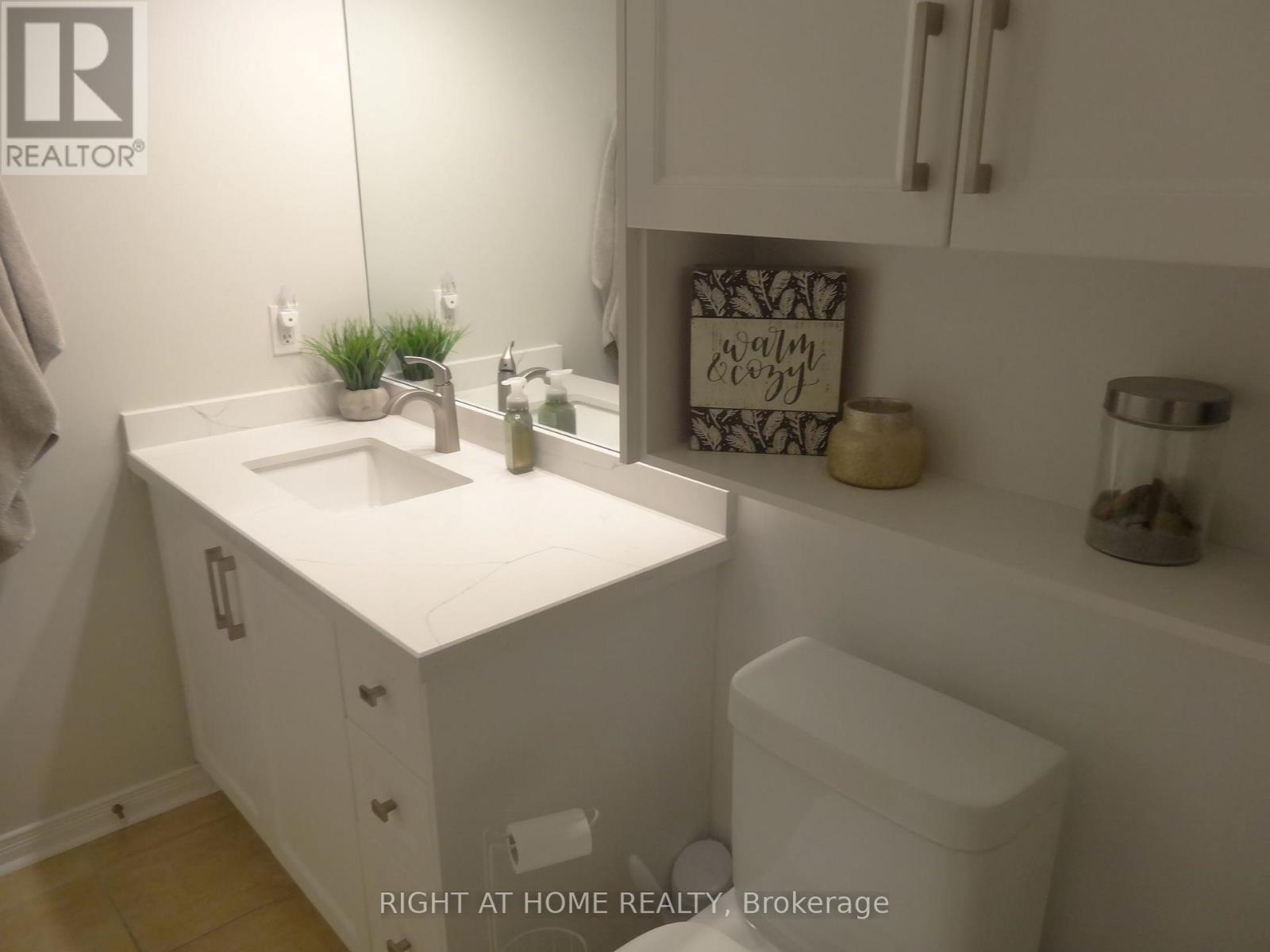 106 - 102 Aspen Springs Drive, Clarington, Ontario  L1C 5N6 - Photo 13 - E13034920