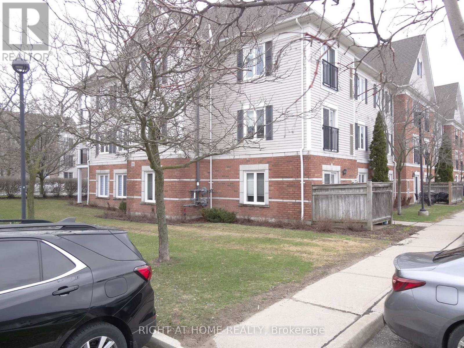 106 - 102 Aspen Springs Drive, Clarington, Ontario  L1C 5N6 - Photo 3 - E13034920