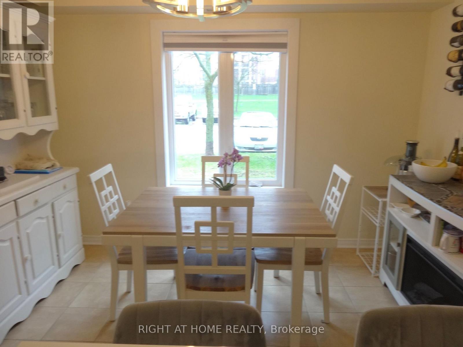 106 - 102 Aspen Springs Drive, Clarington, Ontario  L1C 5N6 - Photo 9 - E13034920