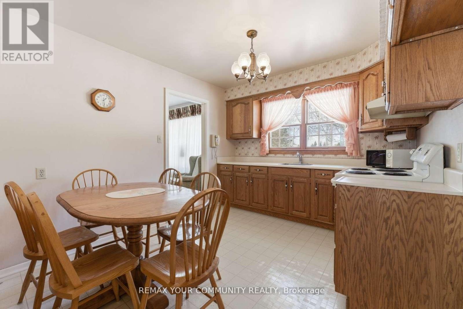 29 Patricia Drive, King, Ontario  L7B 1H5 - Photo 12 - N13034724