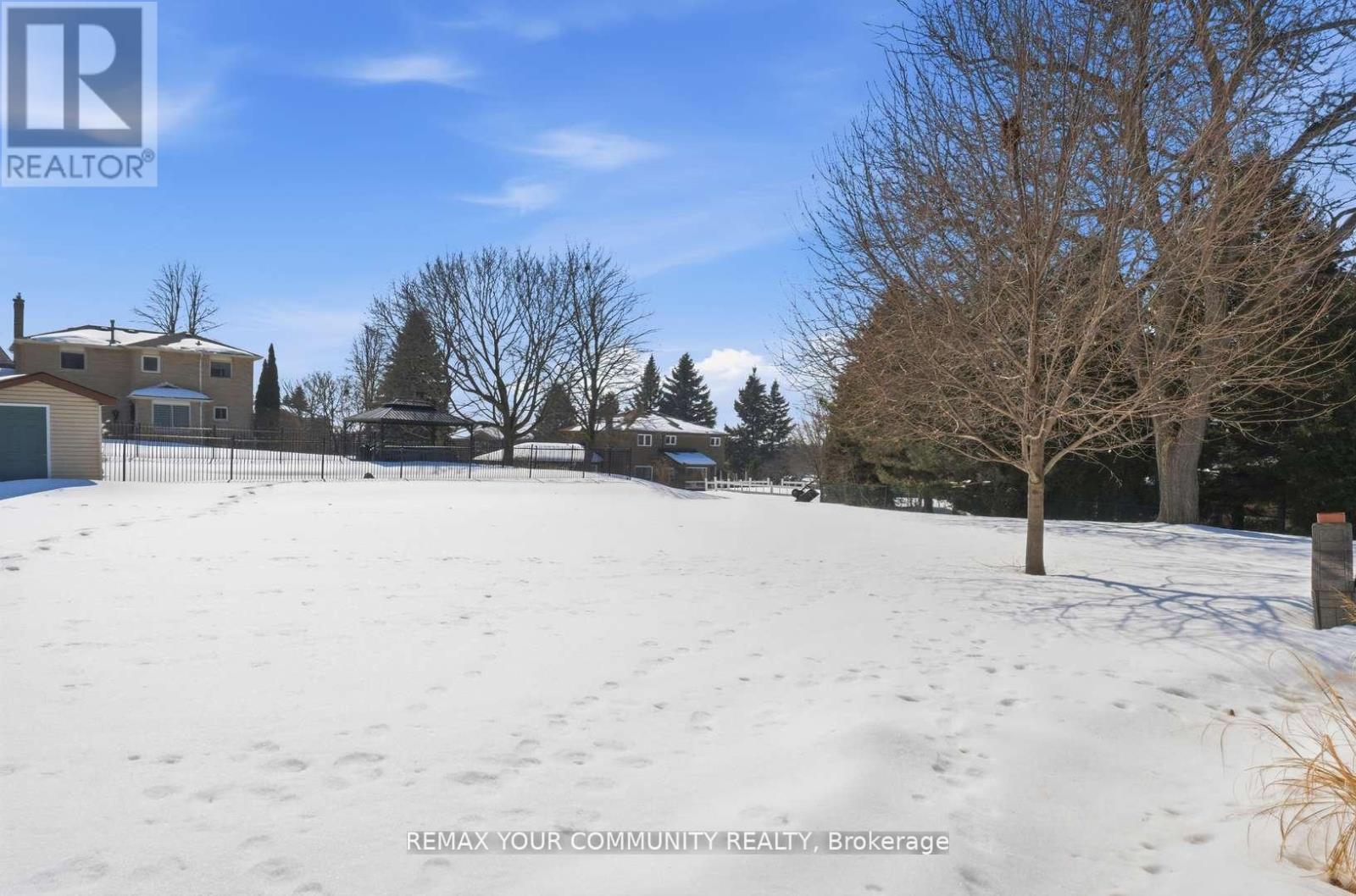 29 Patricia Drive, King, Ontario  L7B 1H5 - Photo 32 - N13034724