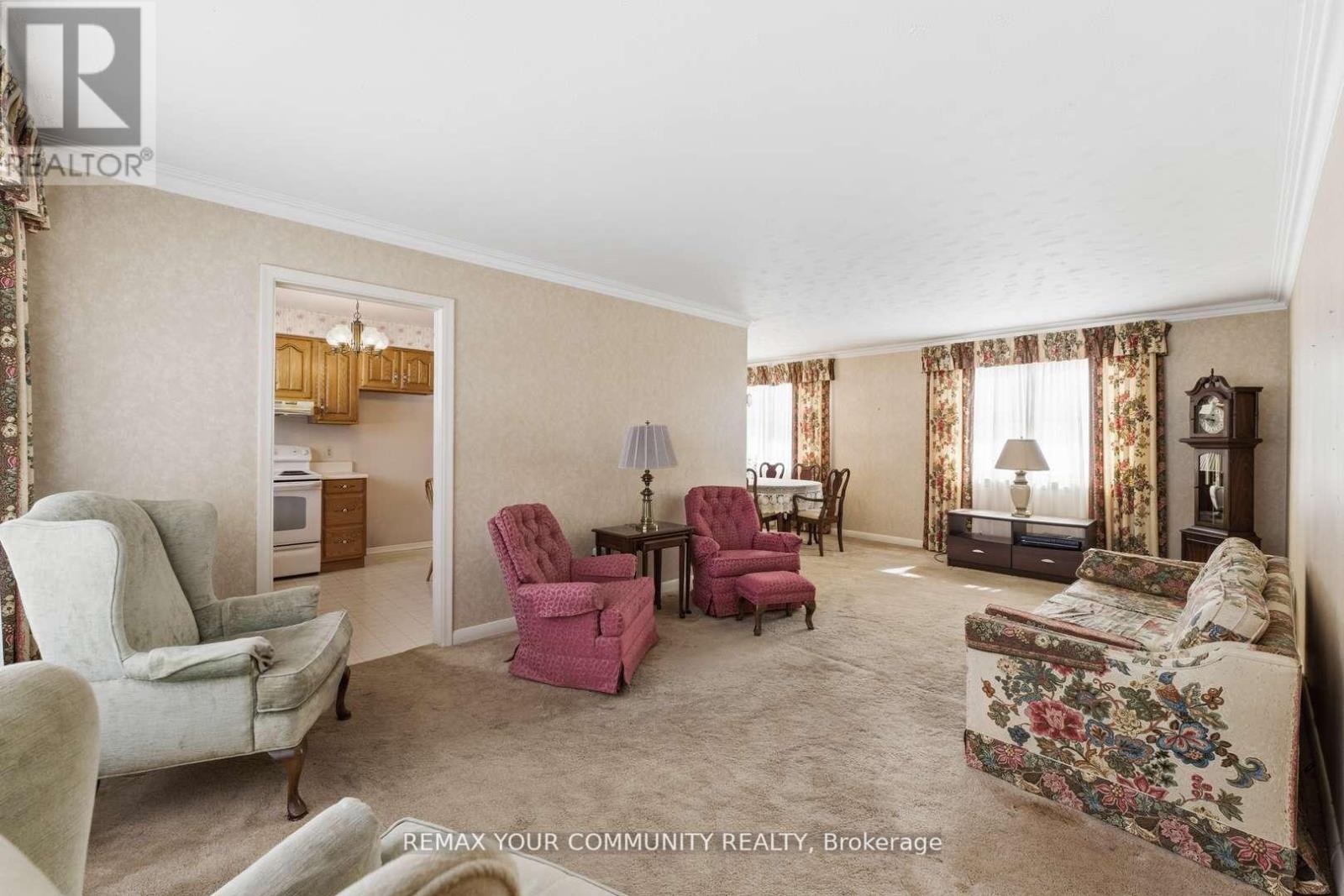 29 Patricia Drive, King, Ontario  L7B 1H5 - Photo 5 - N13034724