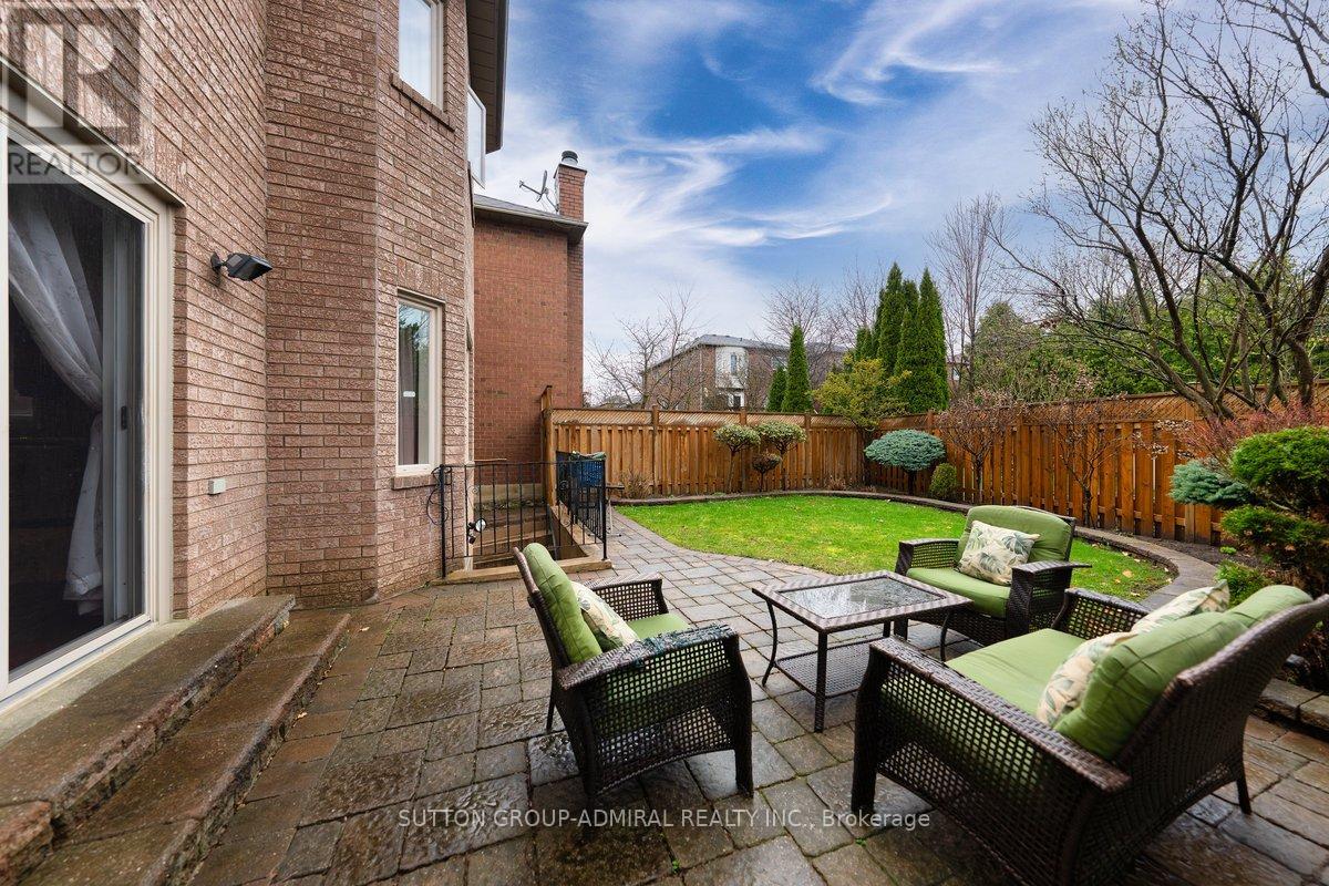 126 Redondo Drive E, Vaughan, Ontario  L4J 7S5 - Photo 33 - N13034748