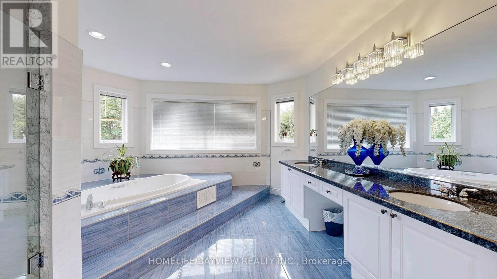 18 Marinucci Court, Richmond Hill, Ontario  L4C 0M3 - Photo 28 - N13034750