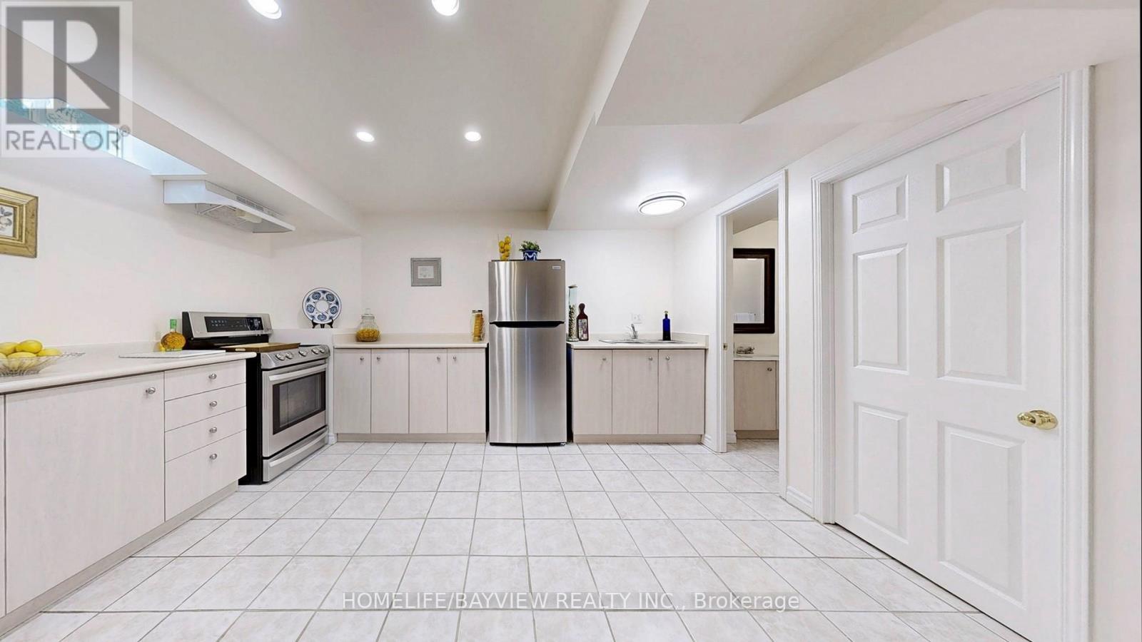 18 Marinucci Court, Richmond Hill, Ontario  L4C 0M3 - Photo 41 - N13034750