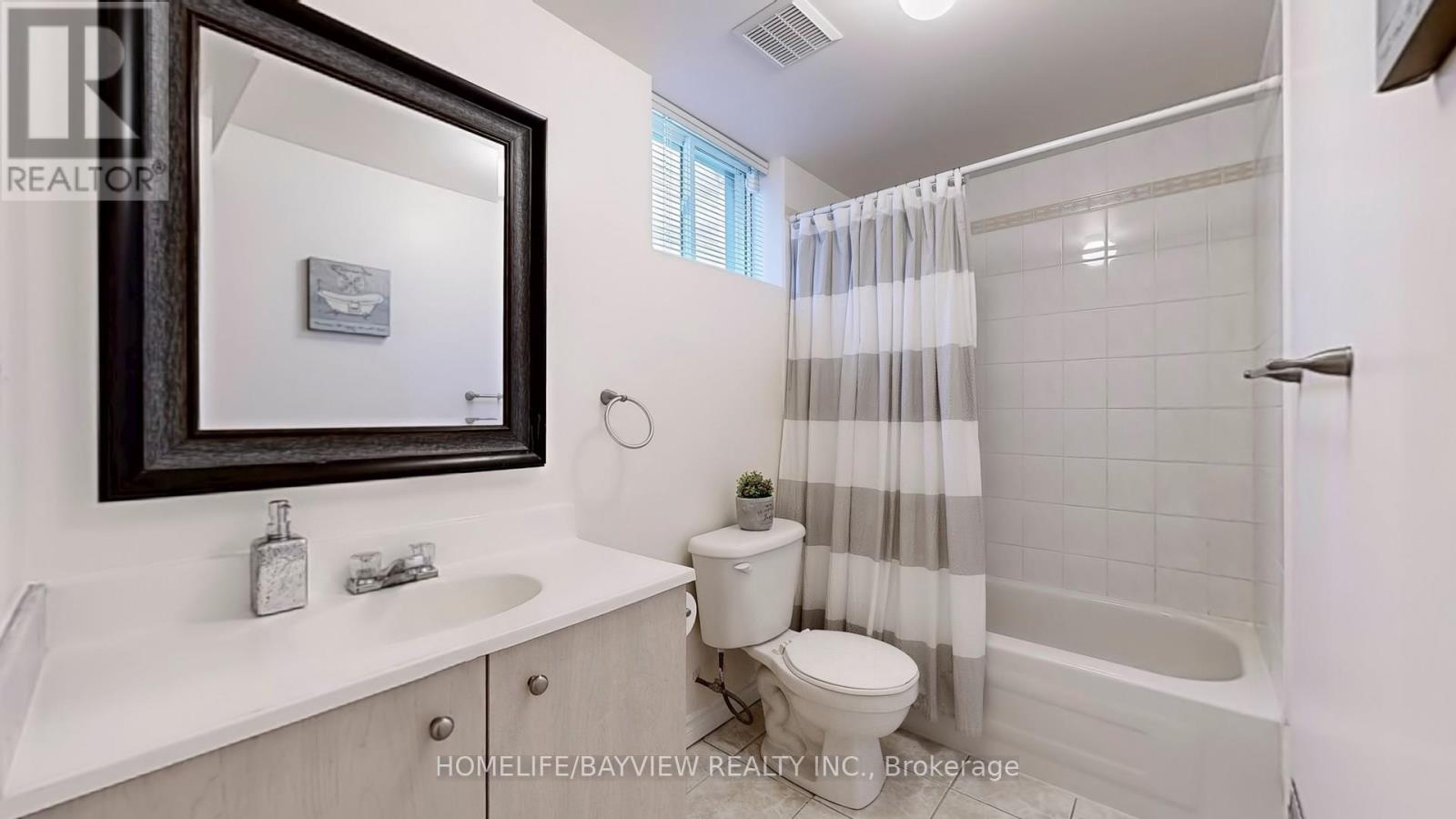 18 Marinucci Court, Richmond Hill, Ontario  L4C 0M3 - Photo 44 - N13034750