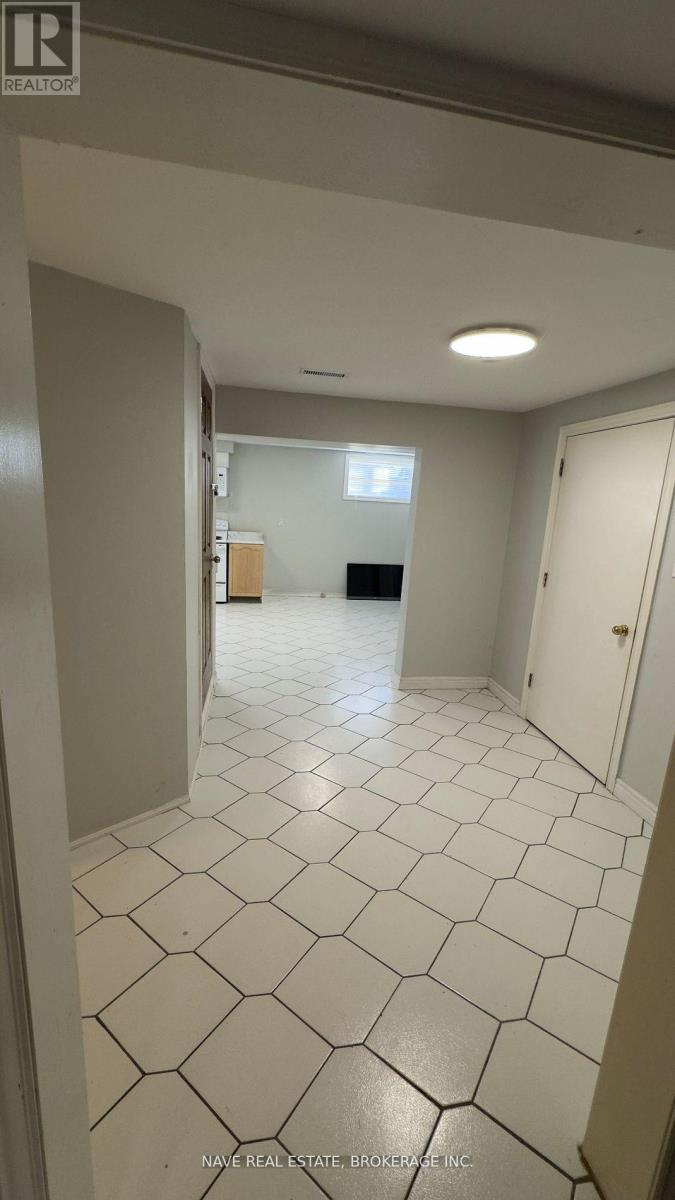 Basement - 86 Elgin Mills Road W, Richmond Hill, Ontario  L4C 4M2 - Photo 6 - N13034758