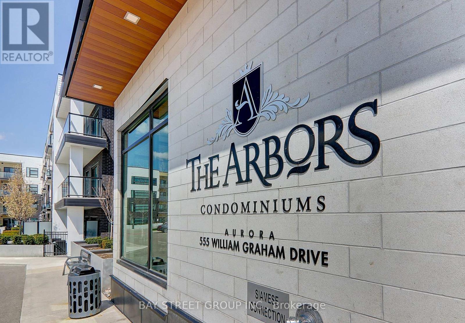 348 - 555 WILLIAM GRAHAM DRIVE, Aurora, Ontario