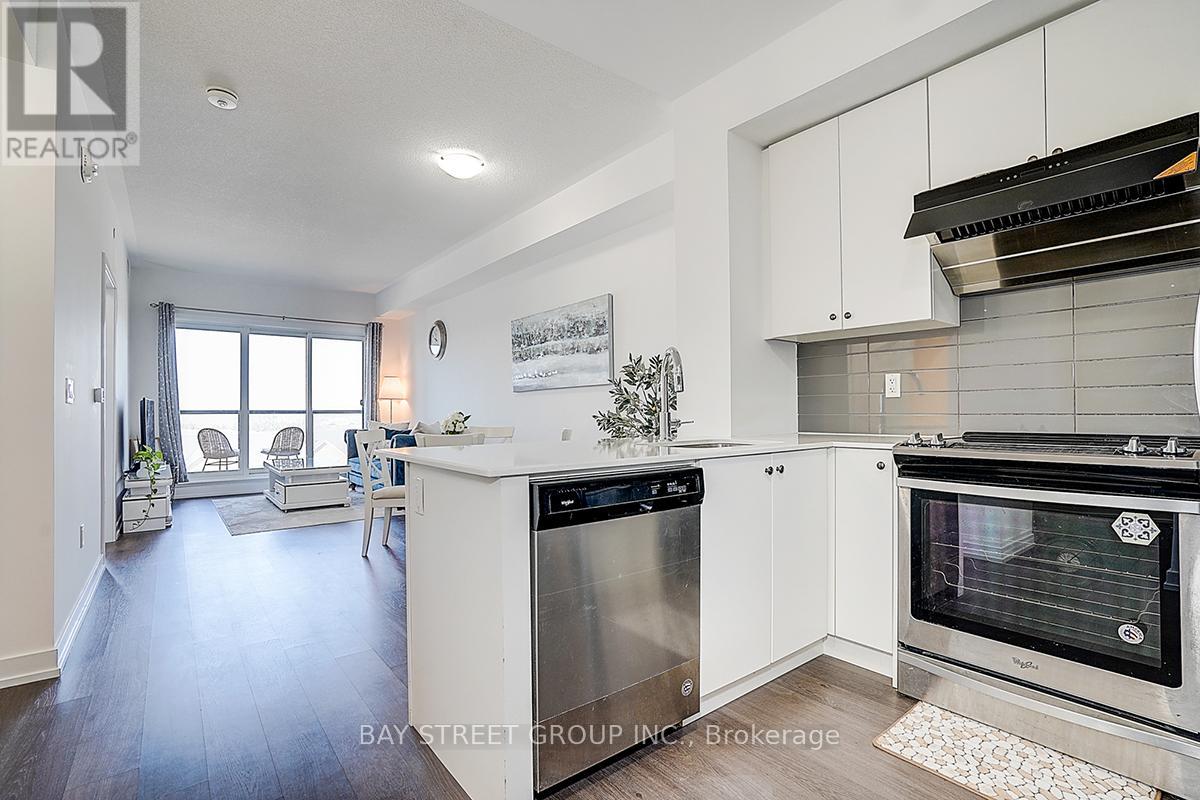 348 - 555 William Graham Drive, Aurora, Ontario  L4G 4H9 - Photo 7 - N13034760