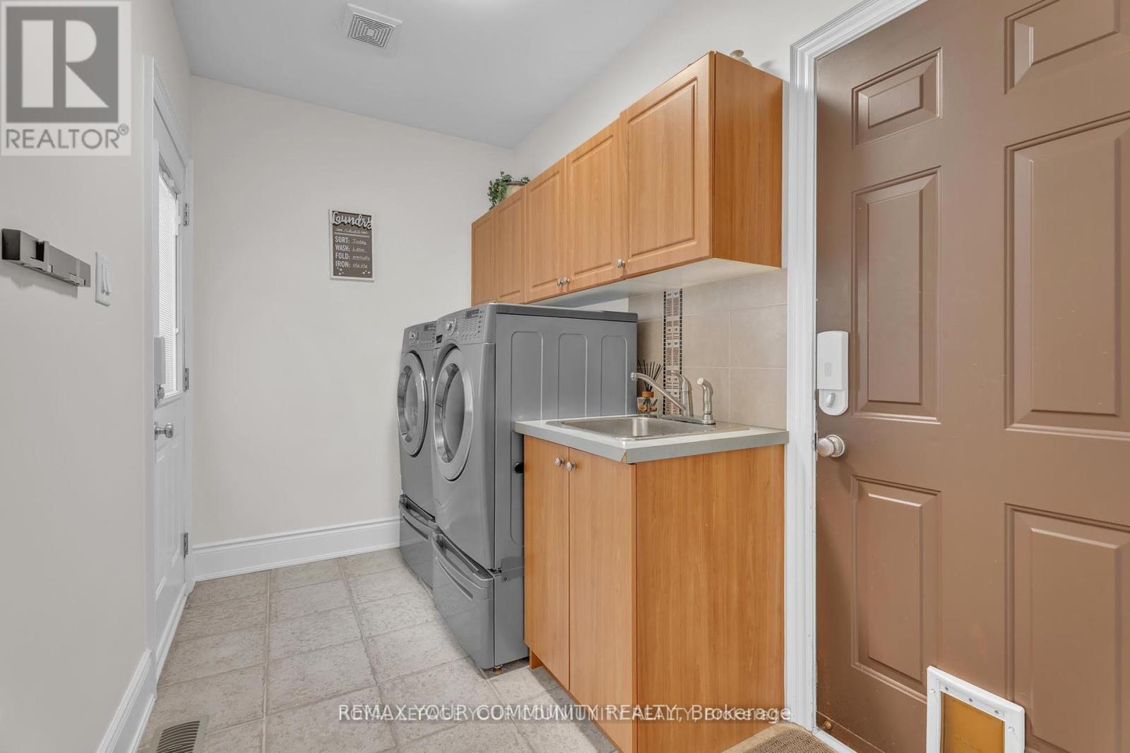 35 Vandervoort Drive, Richmond Hill, Ontario  L4E 0C7 - Photo 18 - N13034794