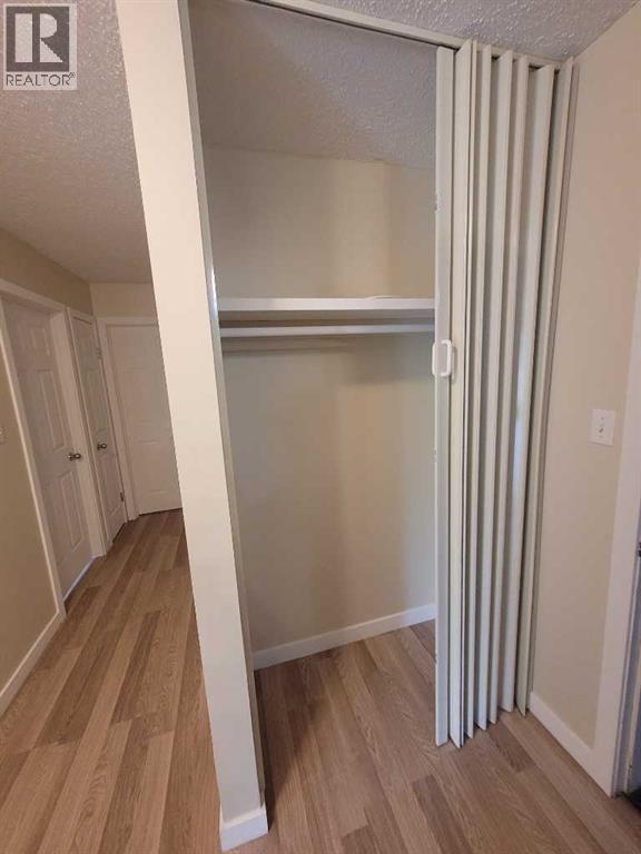 302, 114 Mount Pleasant Drive, Camrose, Alberta  T4V 2M7 - Photo 6 - A2131973