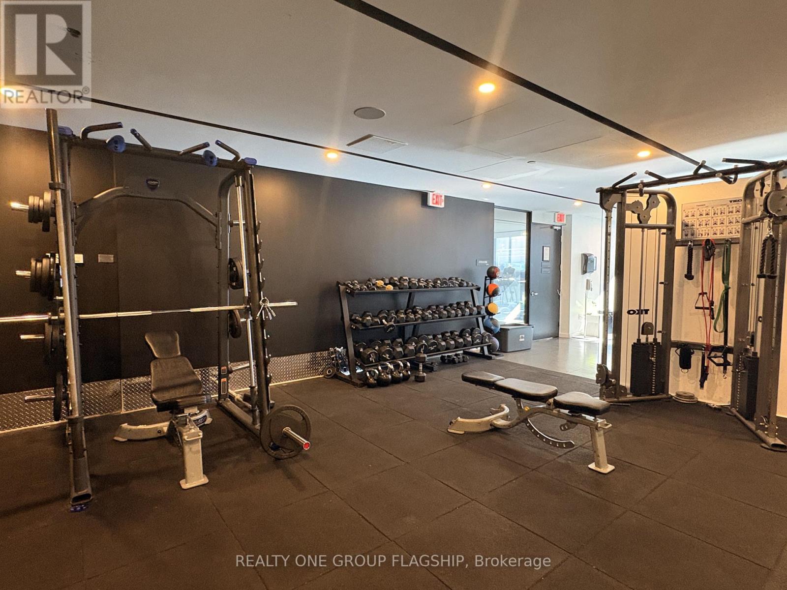 409 - 32 Trolley Crescent, Toronto, Ontario  M5A 0E8 - Photo 14 - C12972126