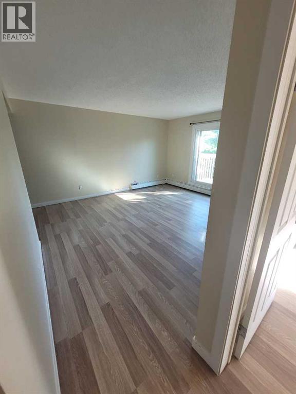 302, 114 Mount Pleasant Drive, Camrose, Alberta  T4V 2M7 - Photo 13 - A2131973