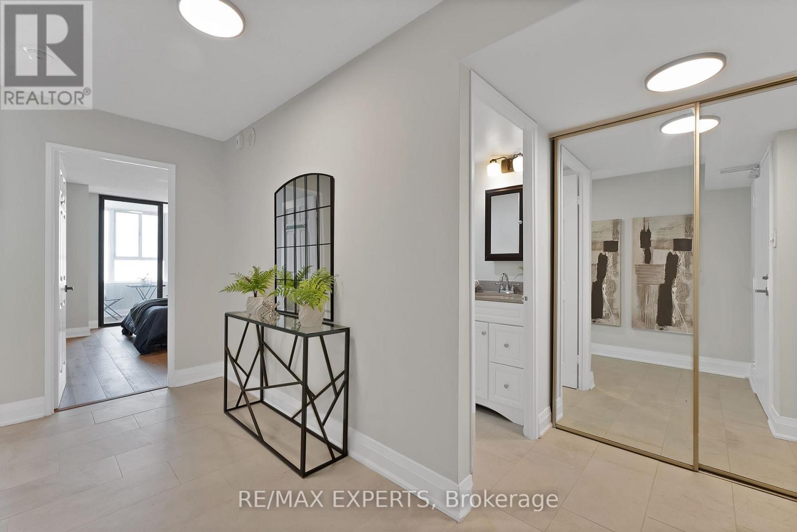 1114 - 45 Carlton Street, Toronto, Ontario  M5B 2H9 - Photo 7 - C13034464