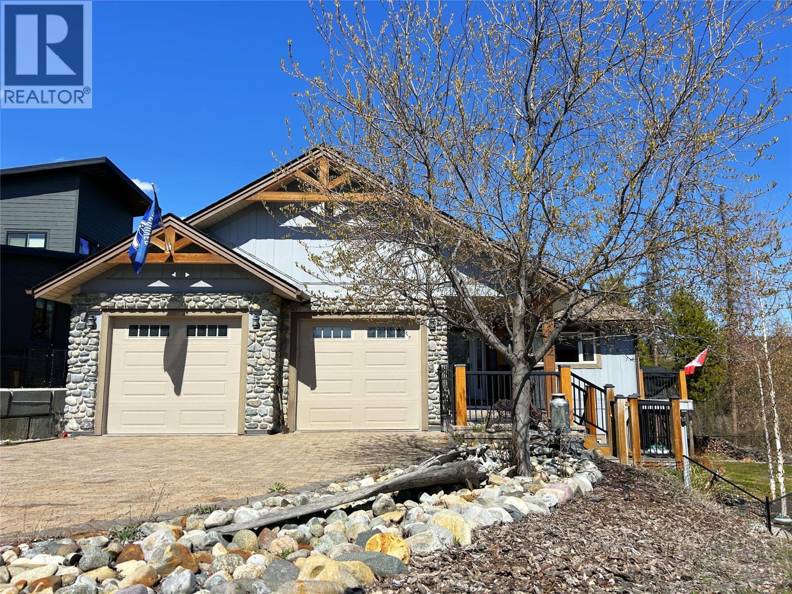 112 Forest Crowne Crescent, Kimberley, British Columbia  V1A 0A4 - Photo 1 - 10384379