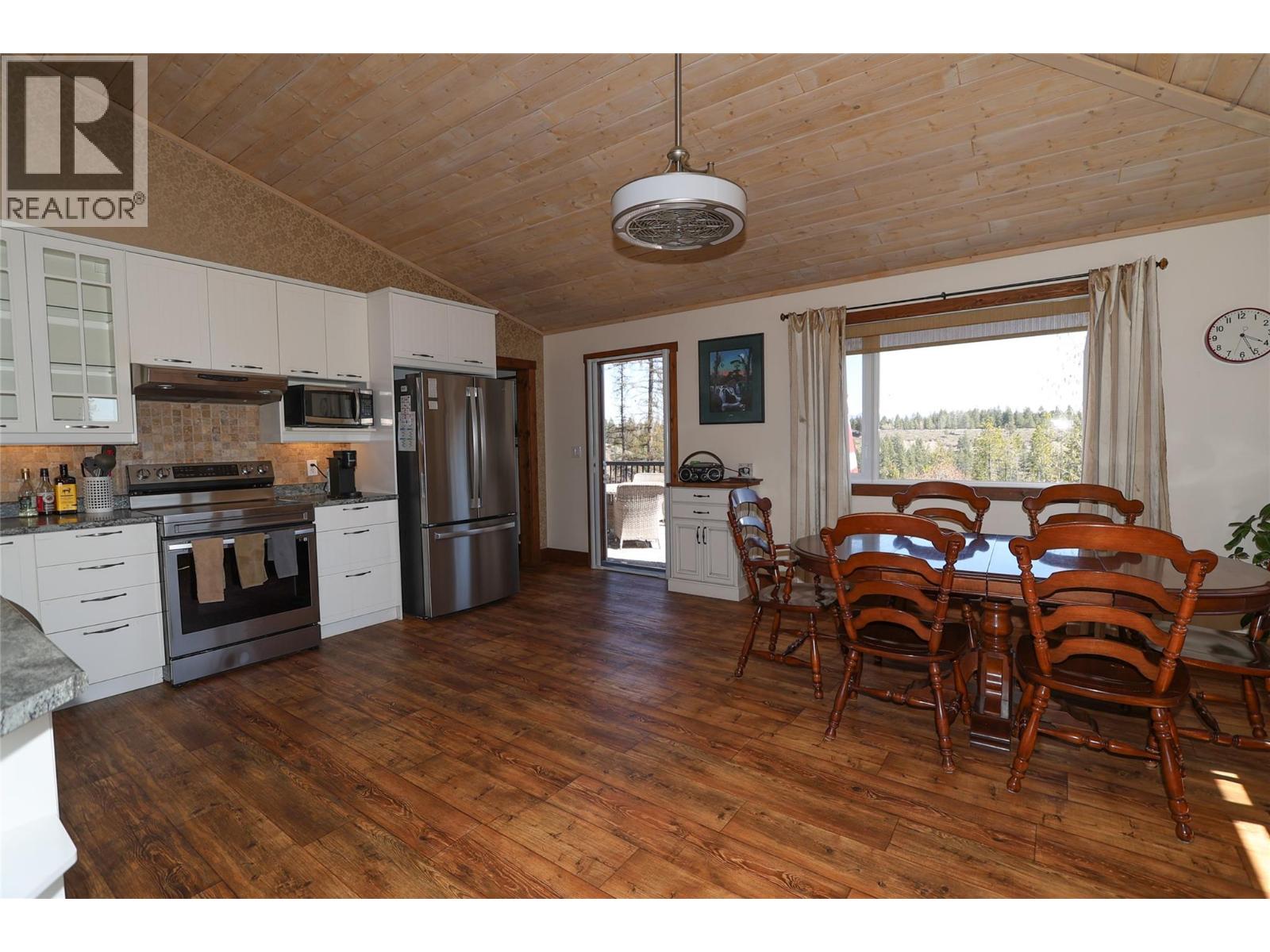 112 Forest Crowne Crescent, Kimberley, British Columbia  V1A 0A4 - Photo 5 - 10384379