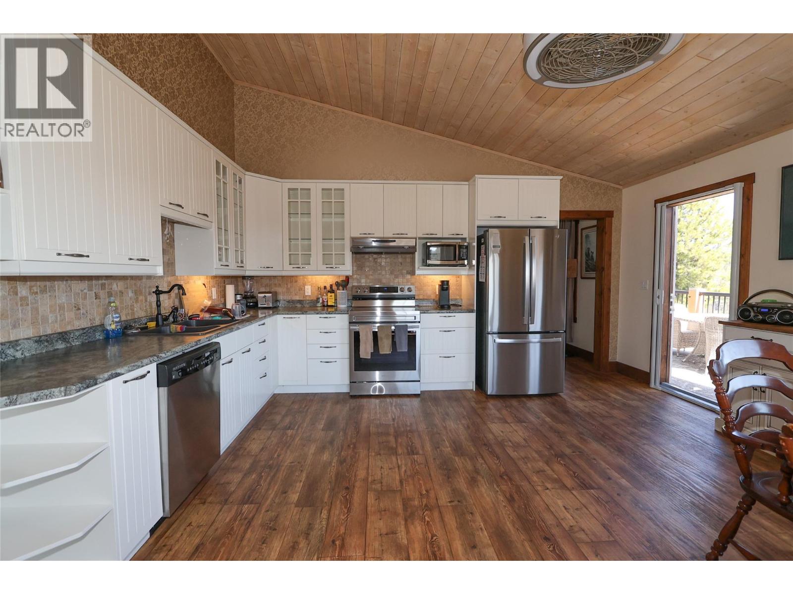 112 Forest Crowne Crescent, Kimberley, British Columbia  V1A 0A4 - Photo 6 - 10384379