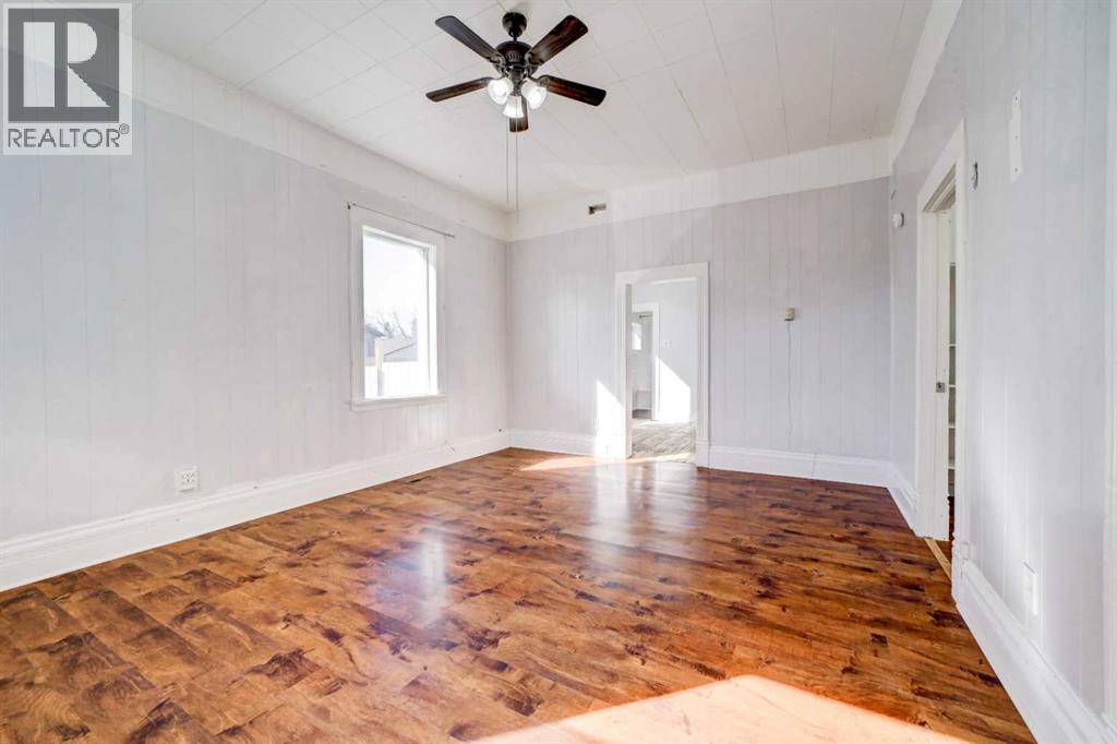 1052 Bev Mclachlin Drive, Pincher Creek, Alberta  T0K 1W0 - Photo 5 - A2294430