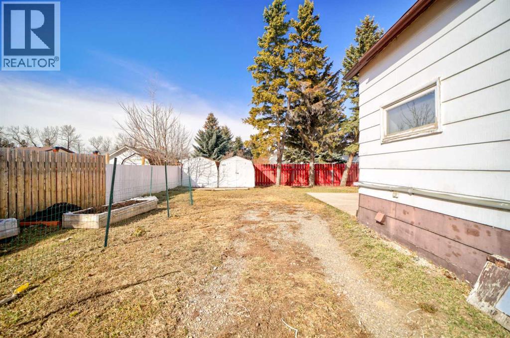 1052 Bev Mclachlin Drive, Pincher Creek, Alberta  T0K 1W0 - Photo 27 - A2294430