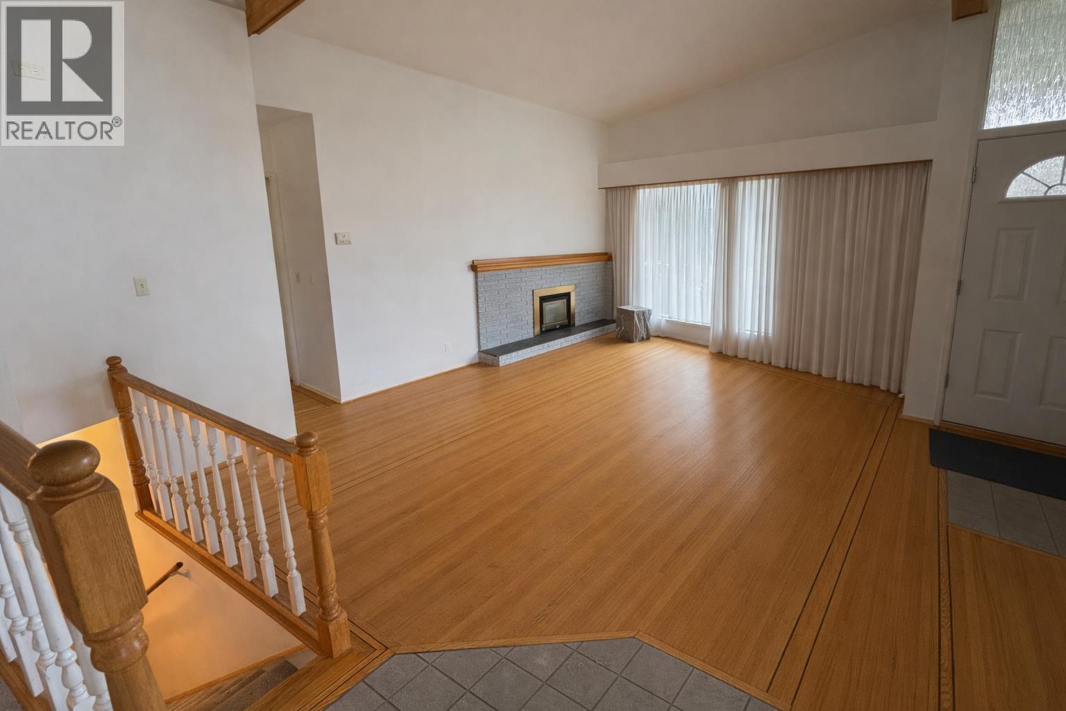 362 Seaforth Crescent, Coquitlam, British Columbia  V3K 2M4 - Photo 8 - R3104308