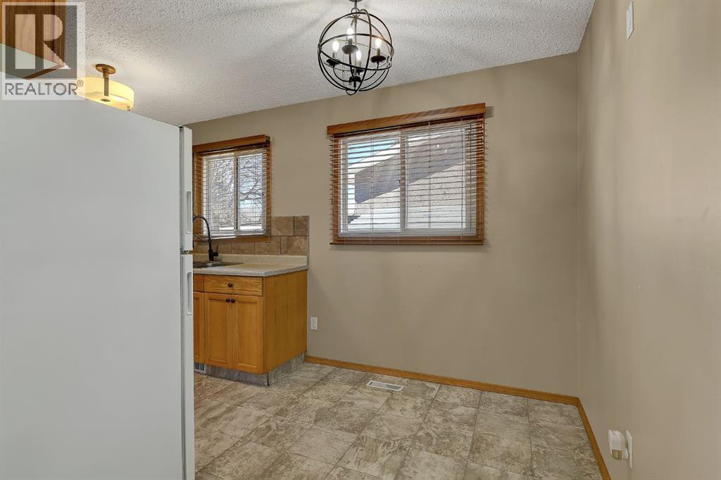 9514 76 Avenue, Grande Prairie, Alberta  T8V 4T6 - Photo 2 - A2302433