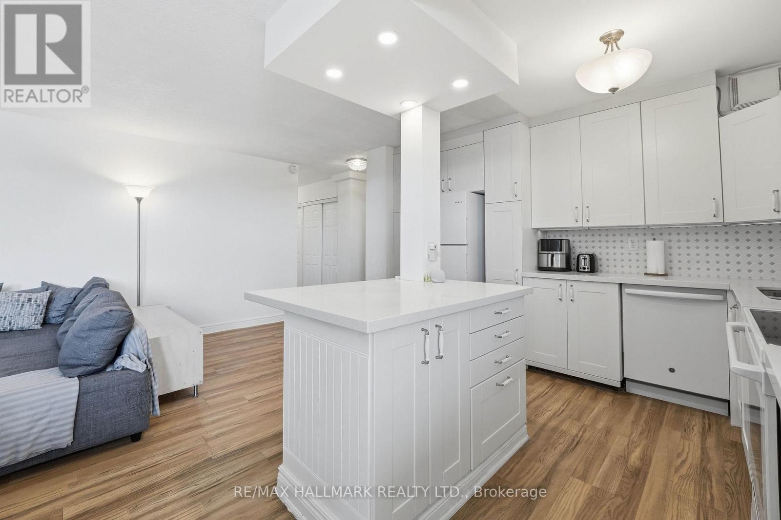 503 - 180 Markham Road, Toronto, Ontario  M1M 2Z9 - Photo 5 - E13034612