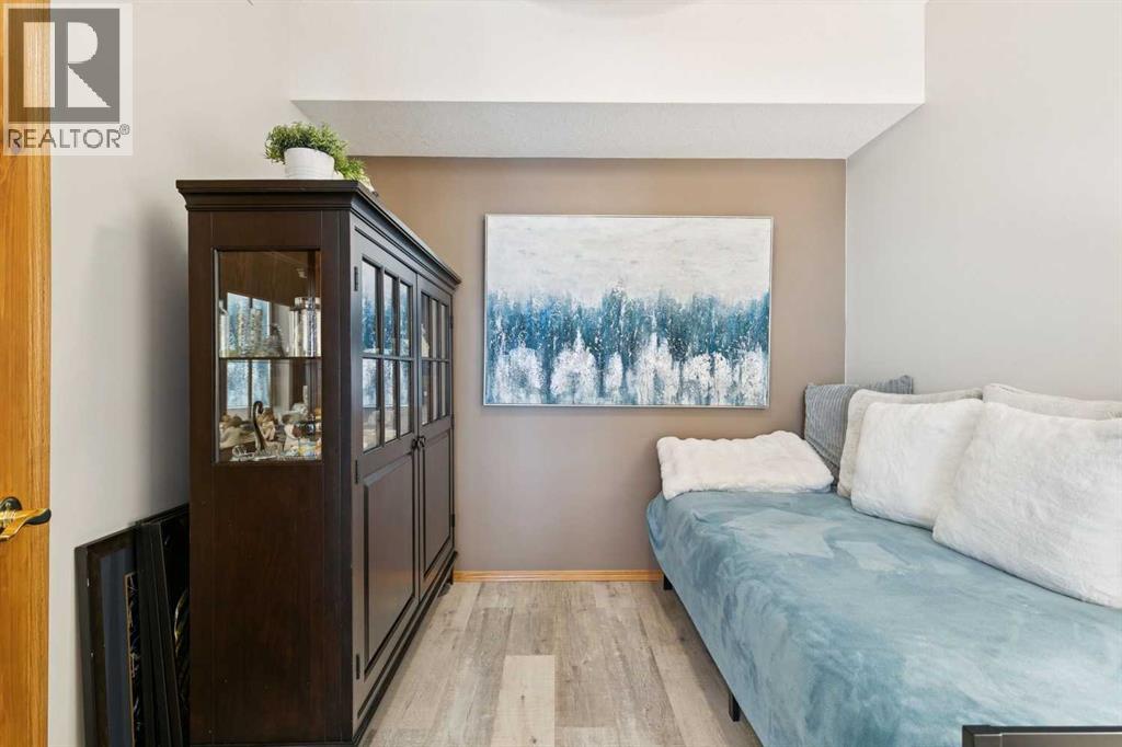 221, 223 Tuscany Springs Boulevard Nw, Calgary, Alberta  T3L 2M2 - Photo 16 - A2300843