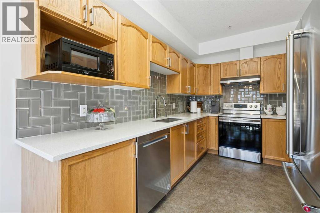 221, 223 Tuscany Springs Boulevard Nw, Calgary, Alberta  T3L 2M2 - Photo 13 - A2300843