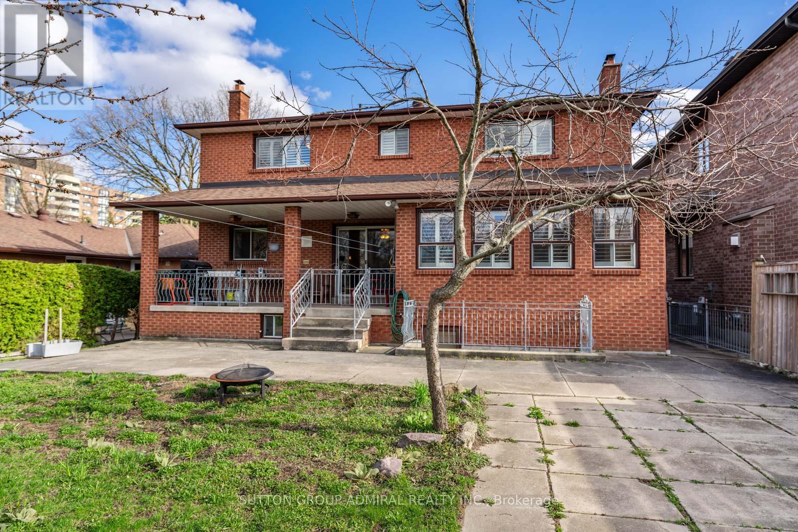 48 Weldrick Road W, Richmond Hill, Ontario  L4C 3T8 - Photo 32 - N13030394