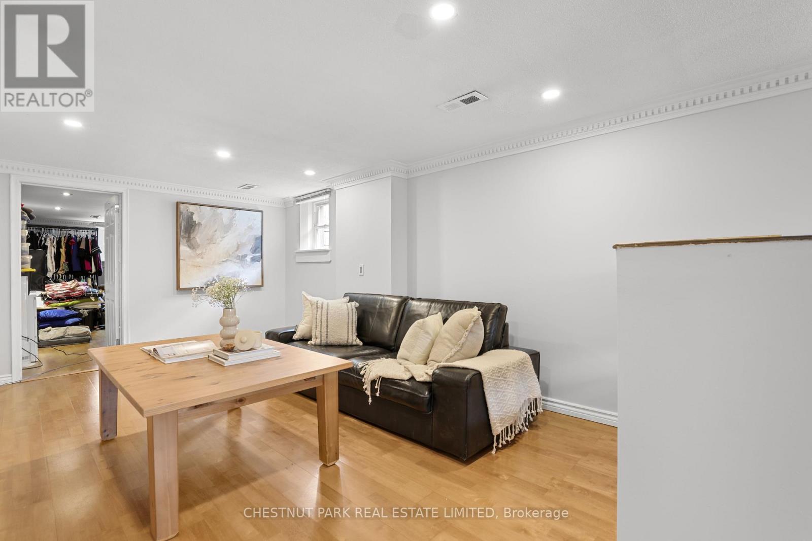 27 Cedarcrest Drive, Toronto, Ontario  M9A 2V4 - Photo 25 - W13034776