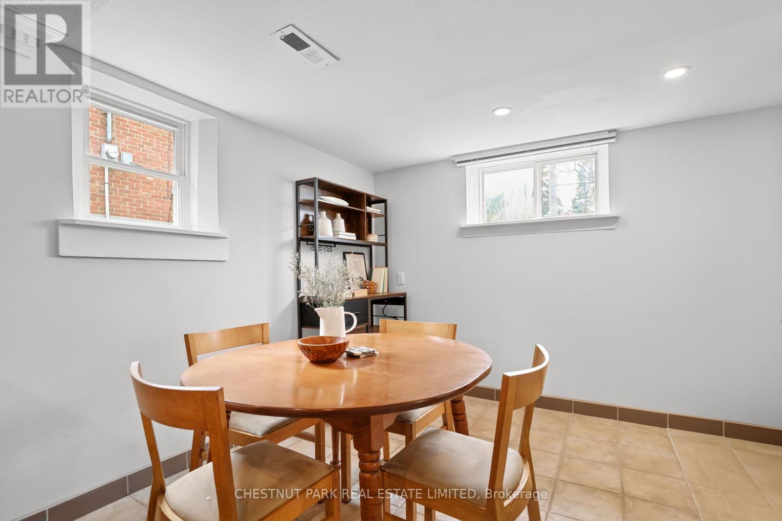 27 Cedarcrest Drive, Toronto, Ontario  M9A 2V4 - Photo 27 - W13034776