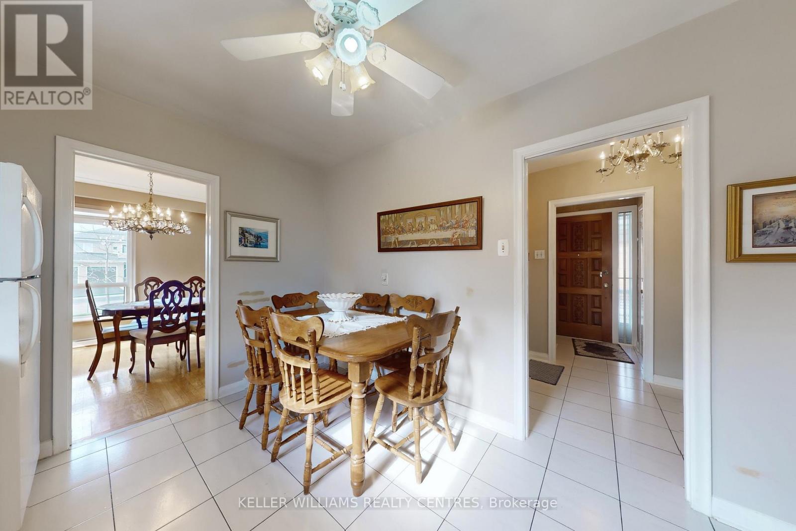 549 Rustic Road, Toronto, Ontario  M6L 1X8 - Photo 13 - W13034836