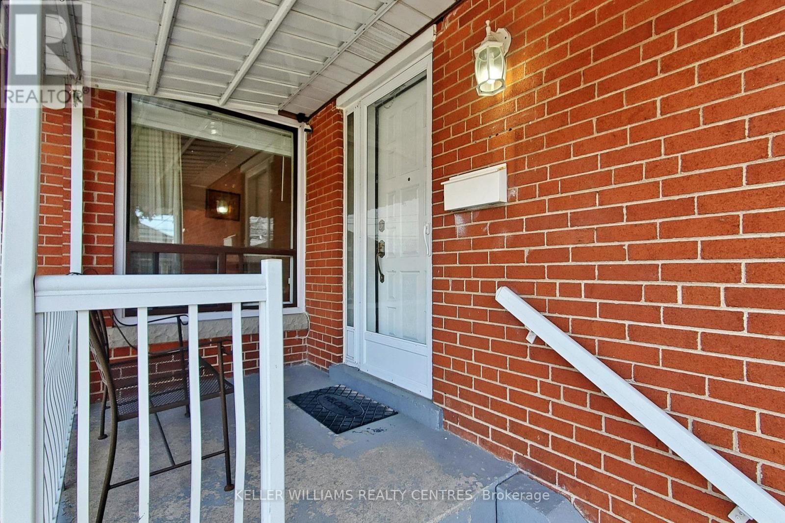 549 Rustic Road, Toronto, Ontario  M6L 1X8 - Photo 6 - W13034836