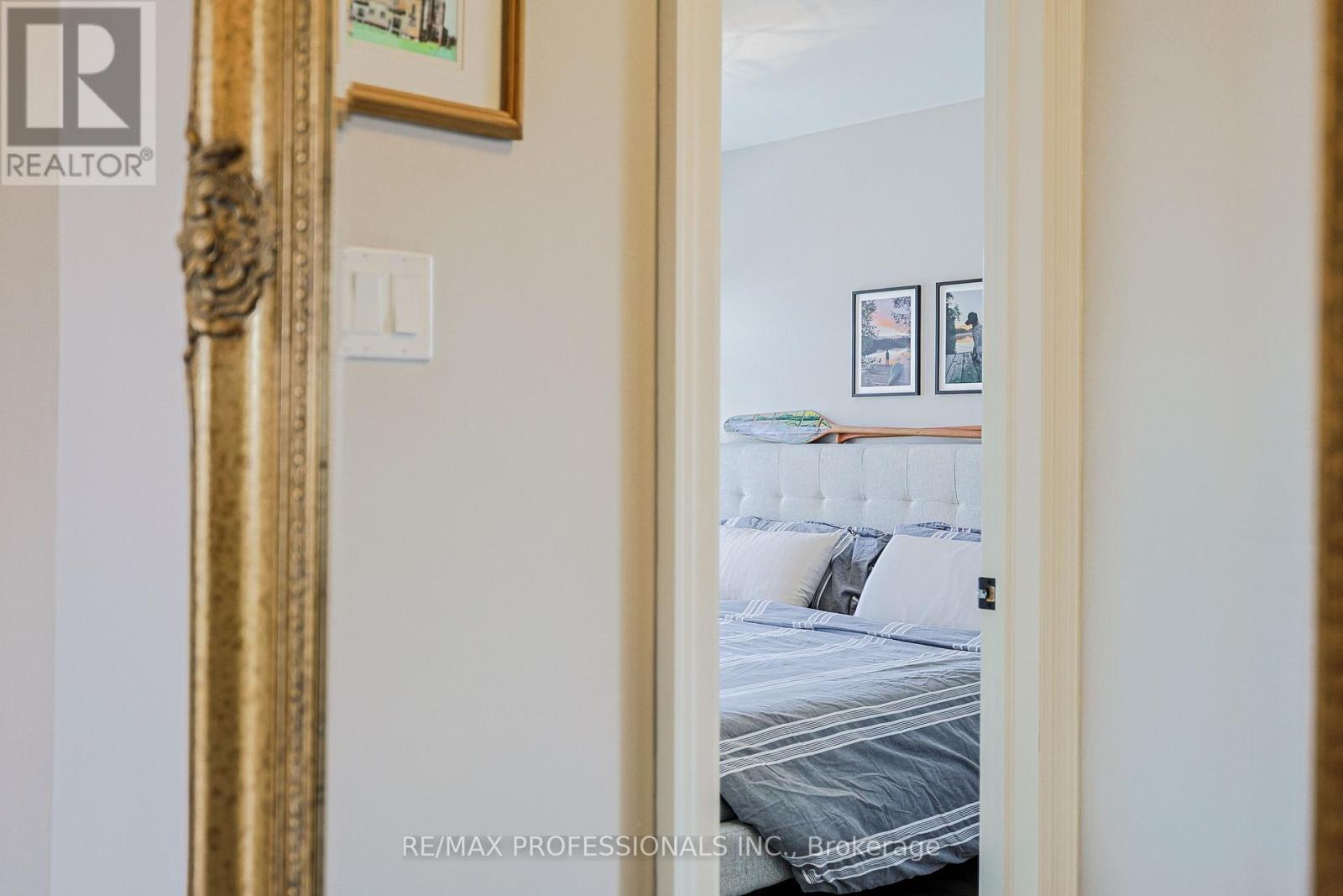 9b Harlton Crescent, Toronto, Ontario  M6M 1L2 - Photo 22 - W13034844