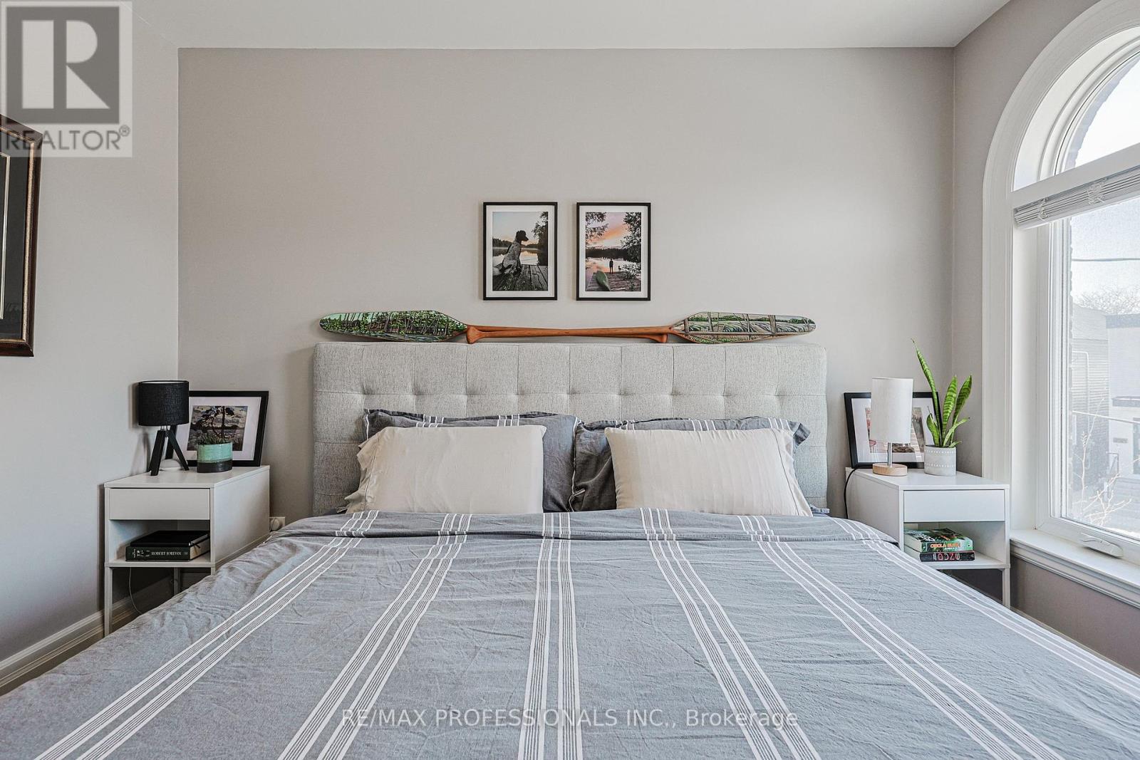 9b Harlton Crescent, Toronto, Ontario  M6M 1L2 - Photo 24 - W13034844