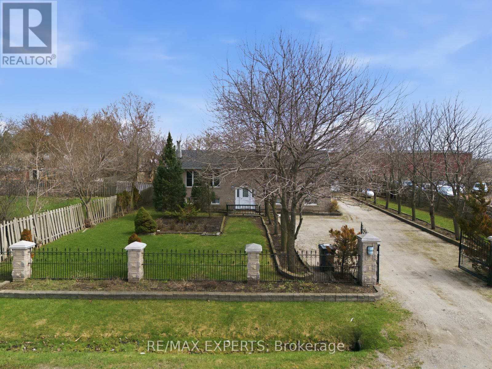 5945 King Street, Caledon, Ontario  L7C 0V1 - Photo 4 - W13034854