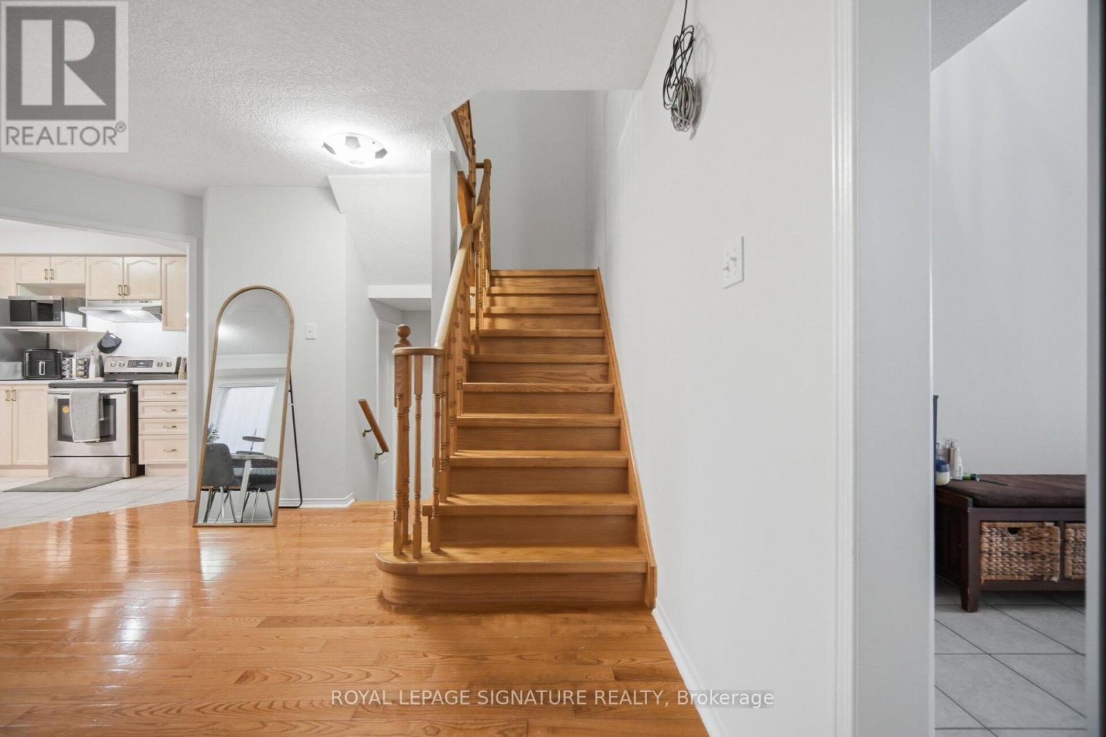 588 Rossellini Drive, Mississauga, Ontario  L5W 1M4 - Photo 25 - W13034898