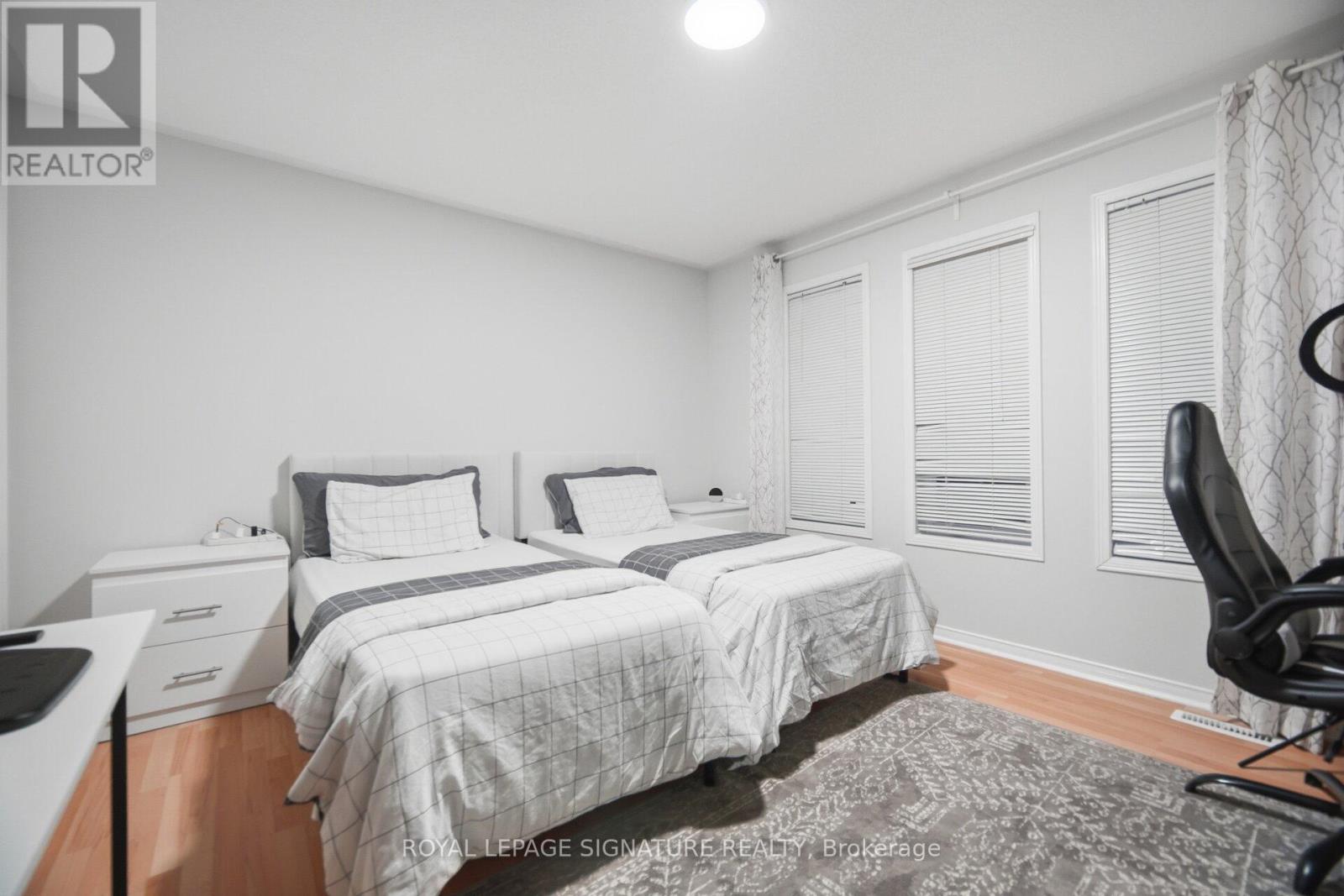 588 Rossellini Drive, Mississauga, Ontario  L5W 1M4 - Photo 40 - W13034898