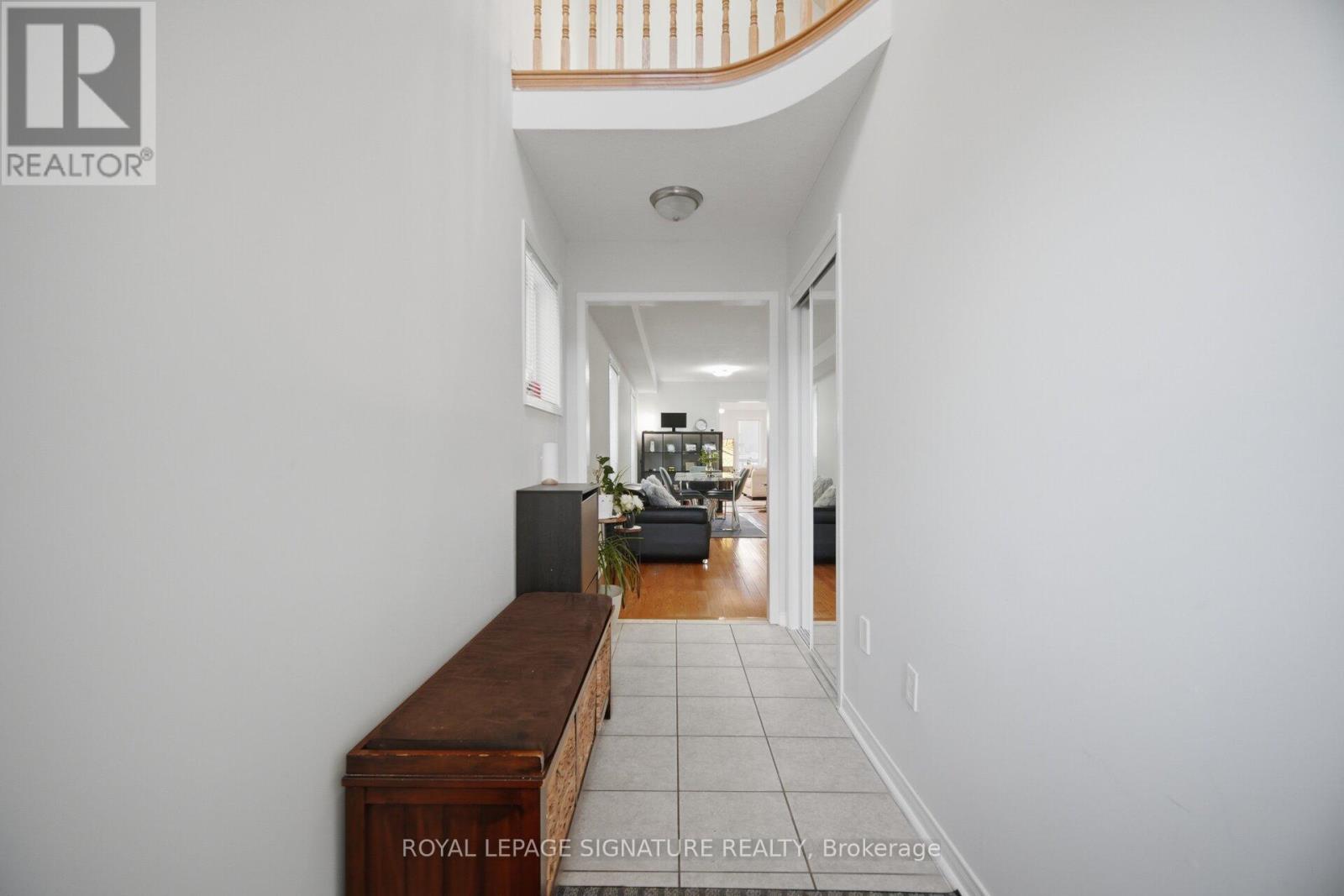 588 Rossellini Drive, Mississauga, Ontario  L5W 1M4 - Photo 6 - W13034898