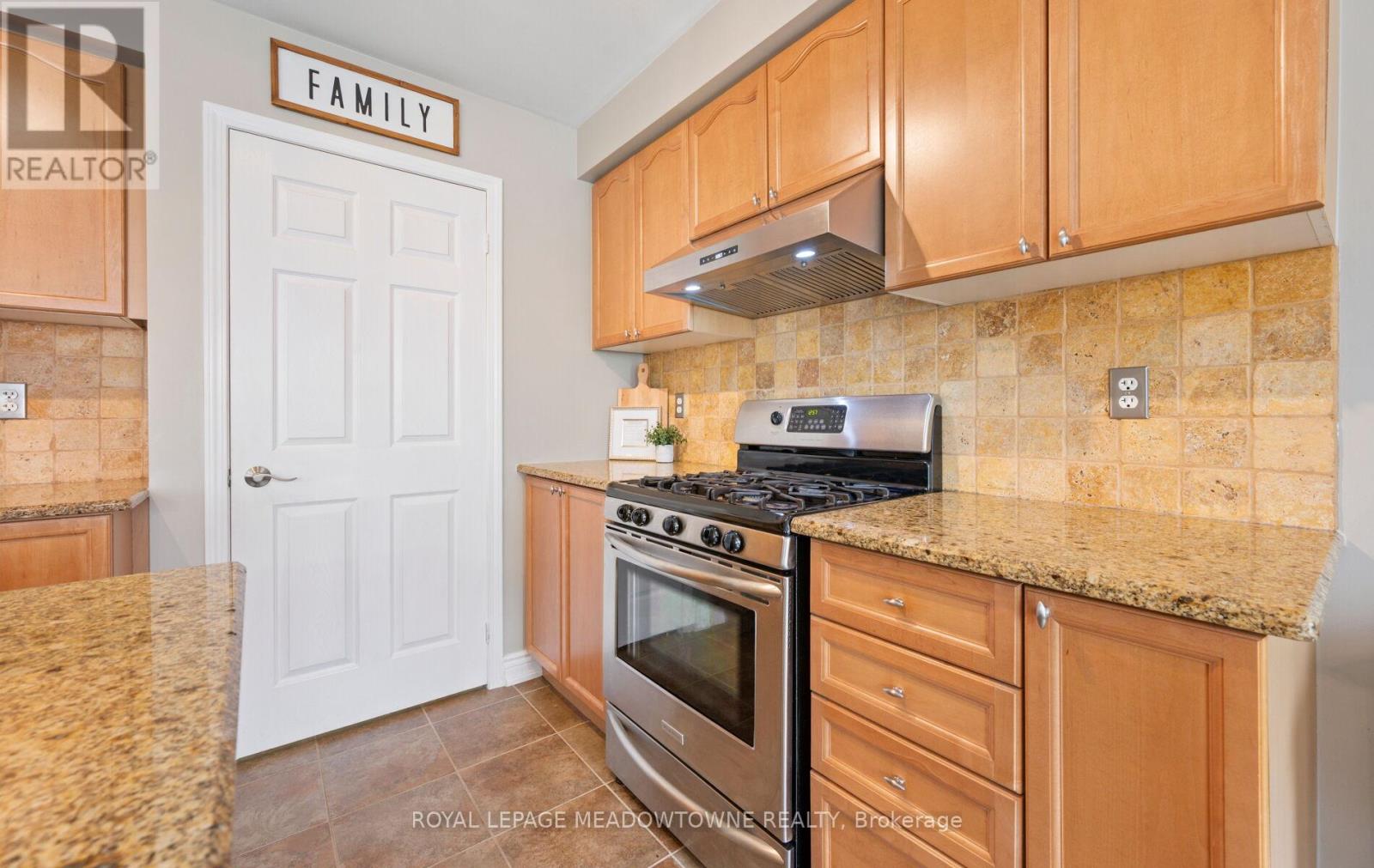 6 Clyde Road, Brampton, Ontario  L6X 0L9 - Photo 23 - W13034916