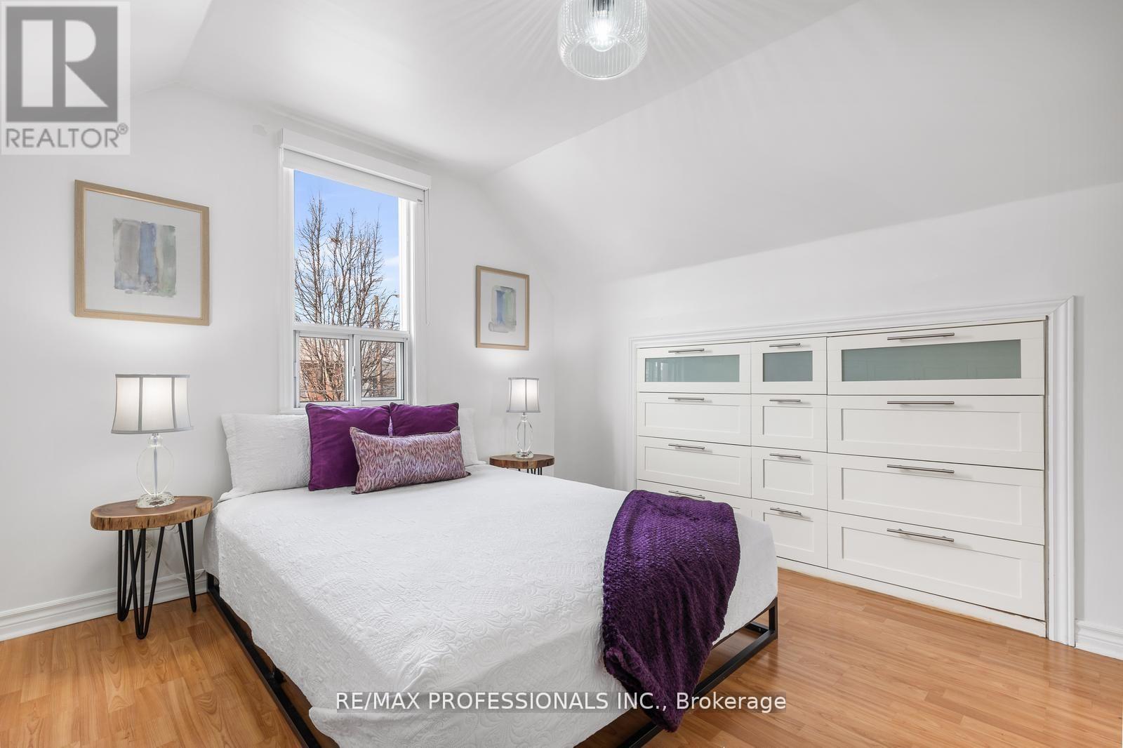 1 Gray Avenue, Toronto, Ontario  M6N 4S5 - Photo 22 - W13034926