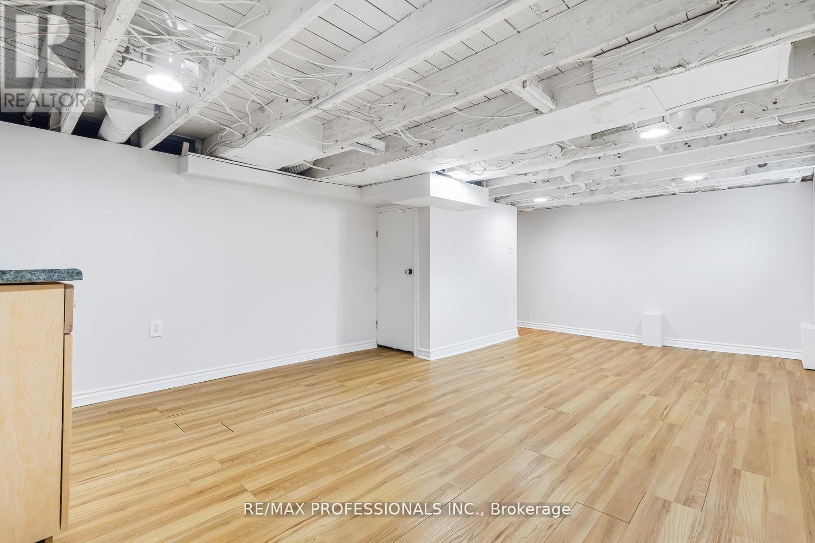 1 Gray Avenue, Toronto, Ontario  M6N 4S5 - Photo 29 - W13034926