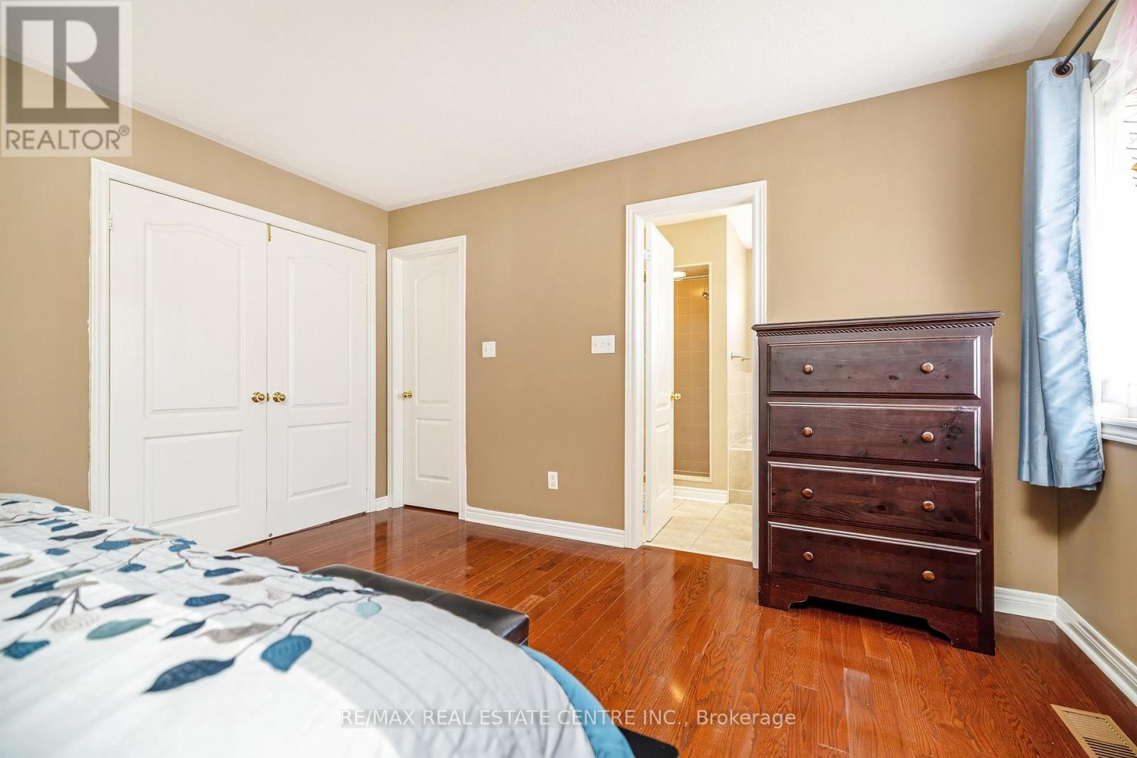 305 Teetzel Drive, Milton, Ontario  L9T 0B1 - Photo 16 - W13034928