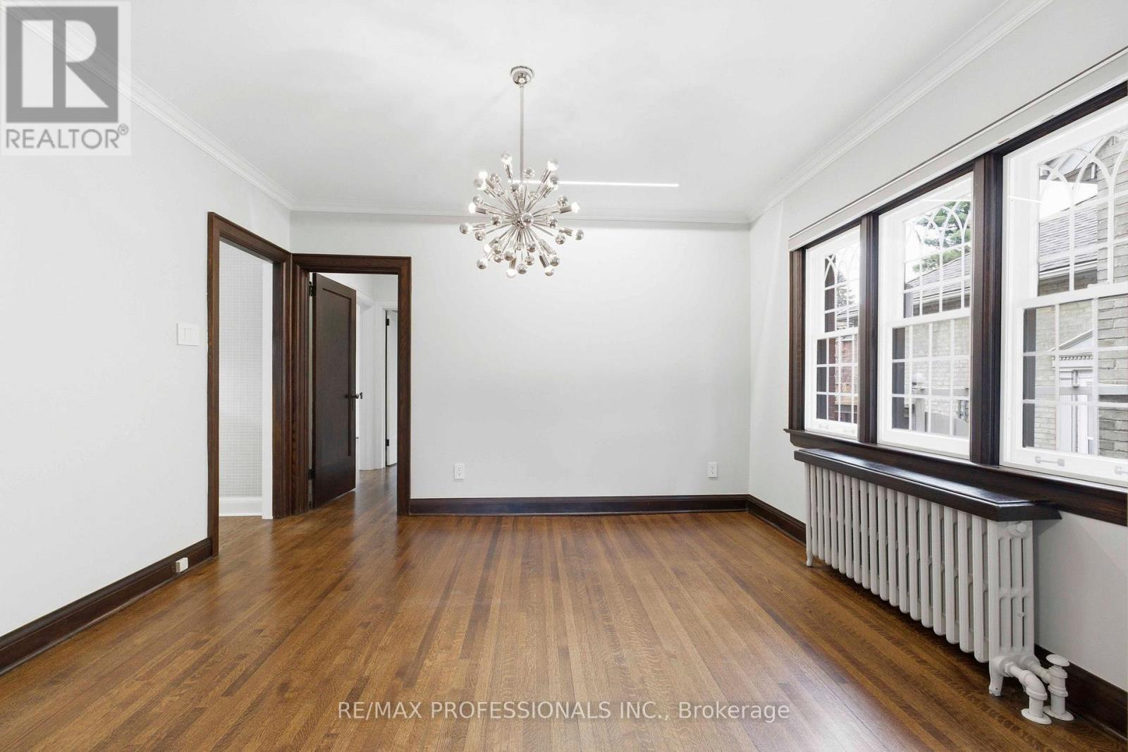 10 Edgemore Drive, Toronto, Ontario  M8Y 2M8 - Photo 12 - W13034930