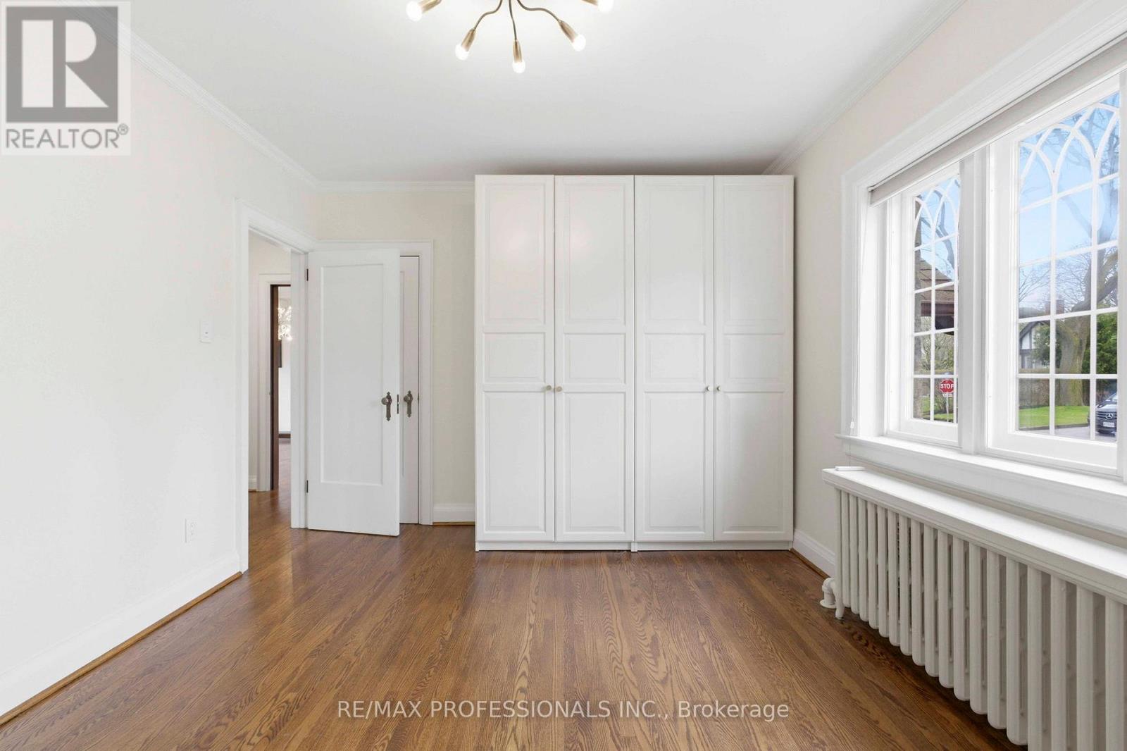 10 Edgemore Drive, Toronto, Ontario  M8Y 2M8 - Photo 20 - W13034930