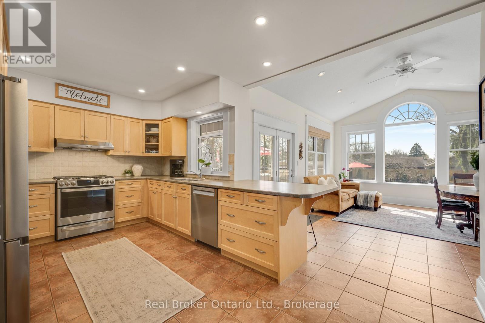 739 Colborne Street, Brantford, Ontario  N3S 3R9 - Photo 15 - X13035210