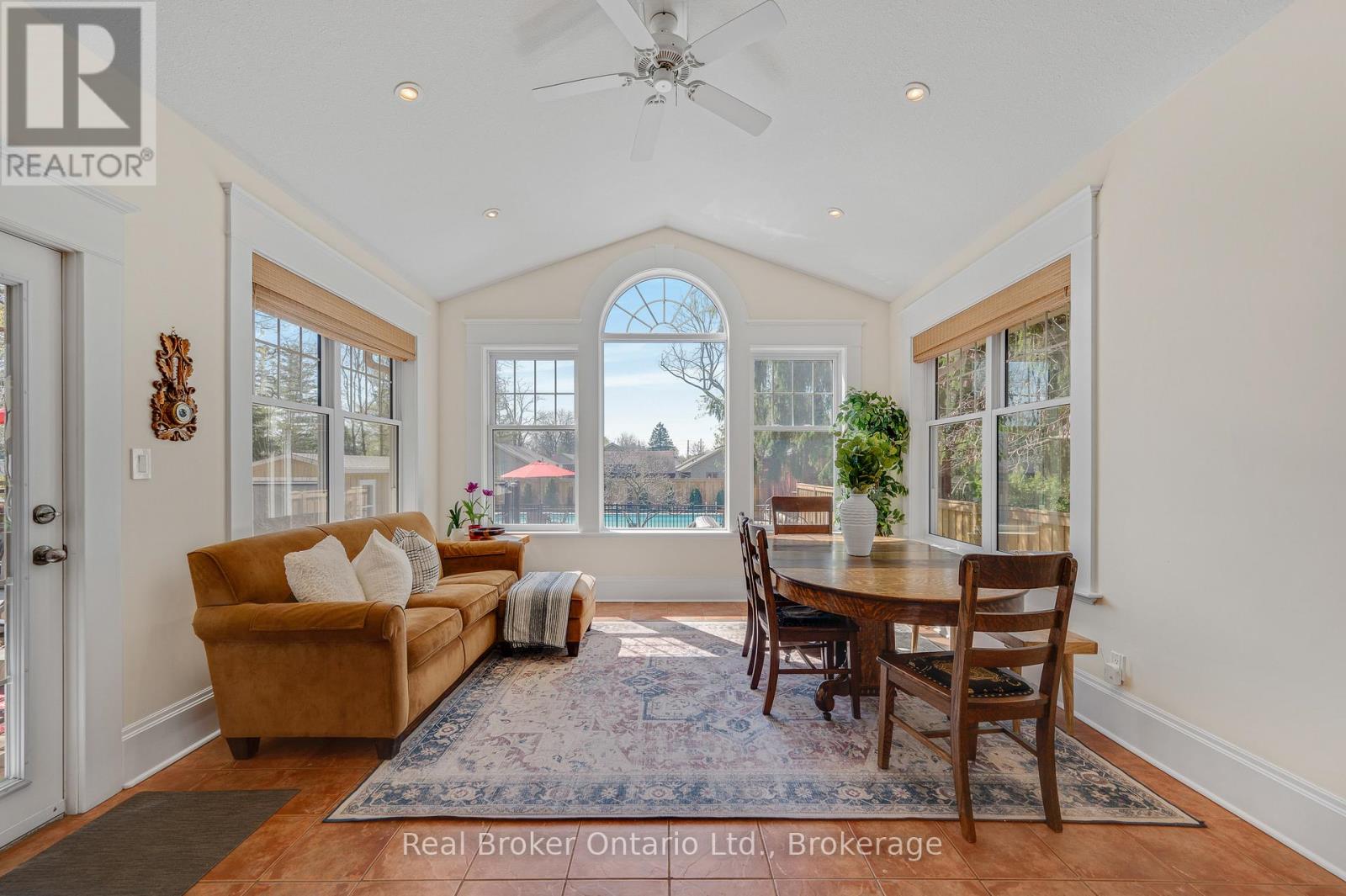 739 Colborne Street, Brantford, Ontario  N3S 3R9 - Photo 19 - X13035210