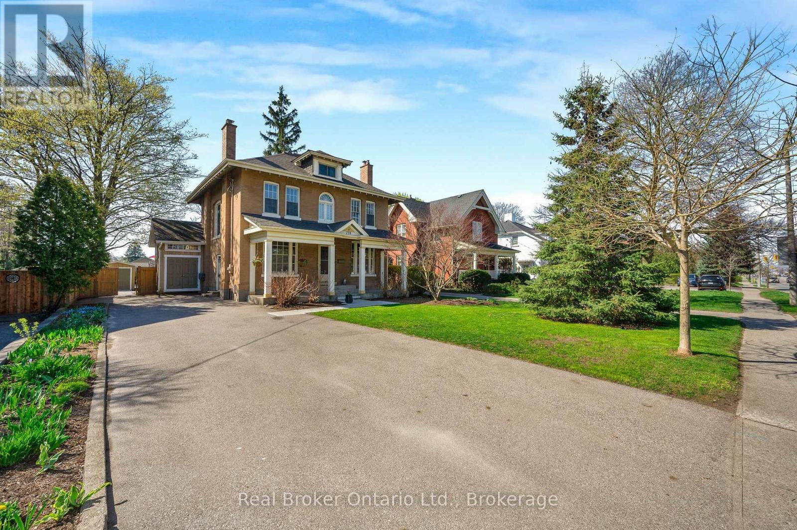 739 Colborne Street, Brantford, Ontario  N3S 3R9 - Photo 2 - X13035210